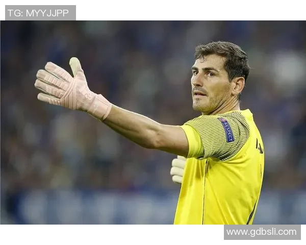 传奇门神布冯球星卡全解析见证意大利守护神的不朽荣耀